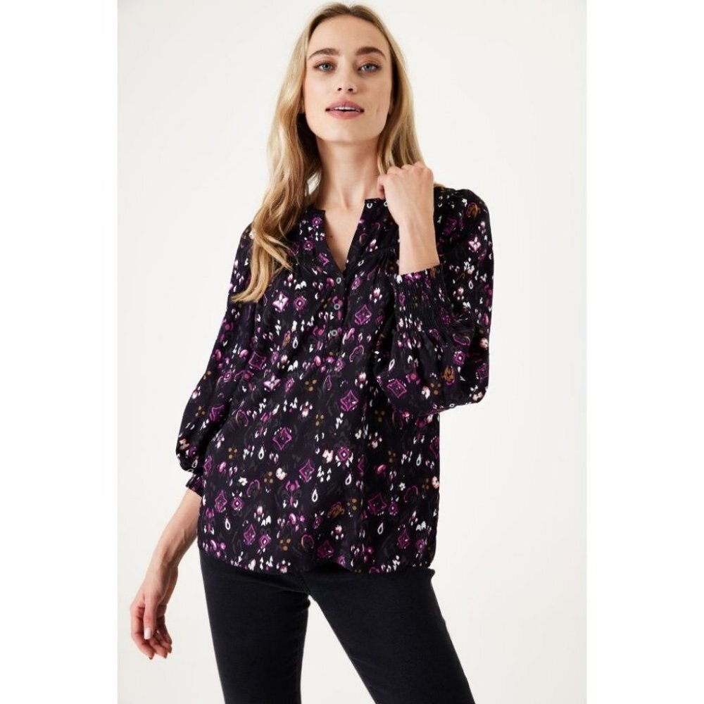 NWT GARCIA Bella Print Blouse